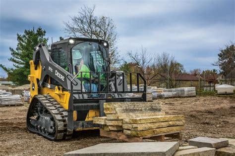 who makes the best compact track loader chicago|A Dozen Manufacturers Offer Track Loader Advice — Compact .